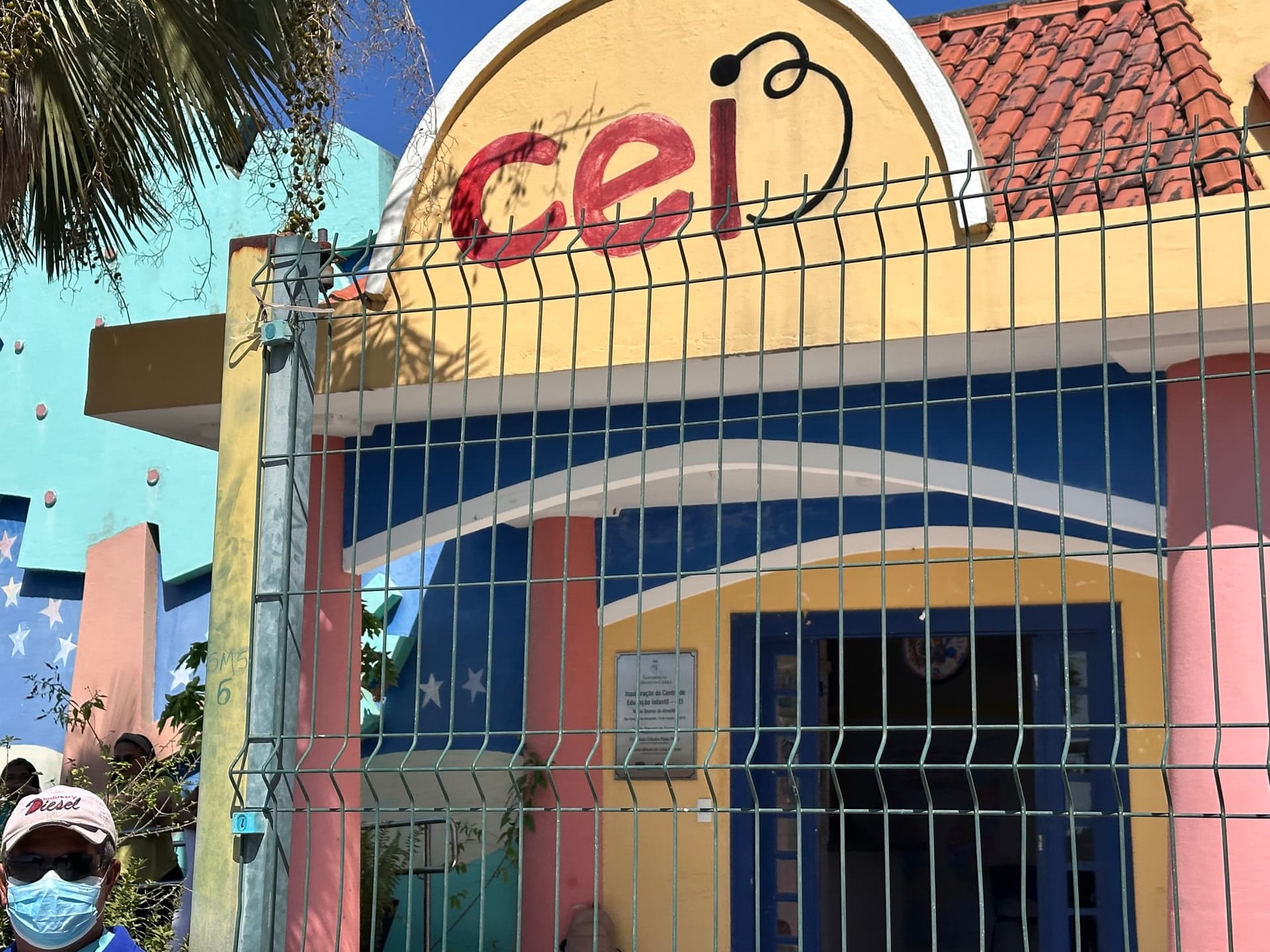 Vazamento de gás em creche no bairro Lagoinha mobiliza Corpo de Bombeiros e mobiliza comunidade